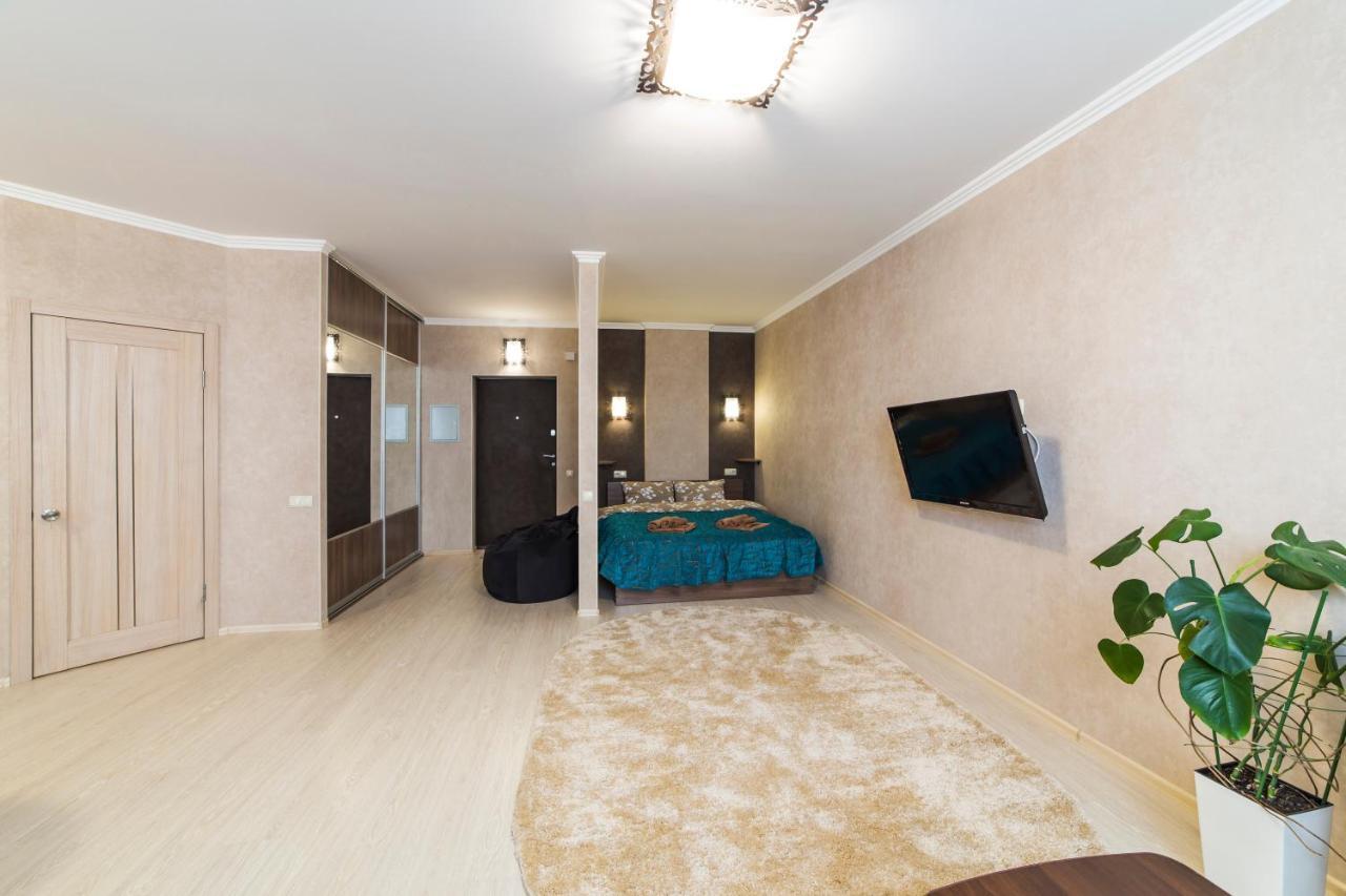 Studio Apartment On Bazhana Kijów Zewnętrze zdjęcie